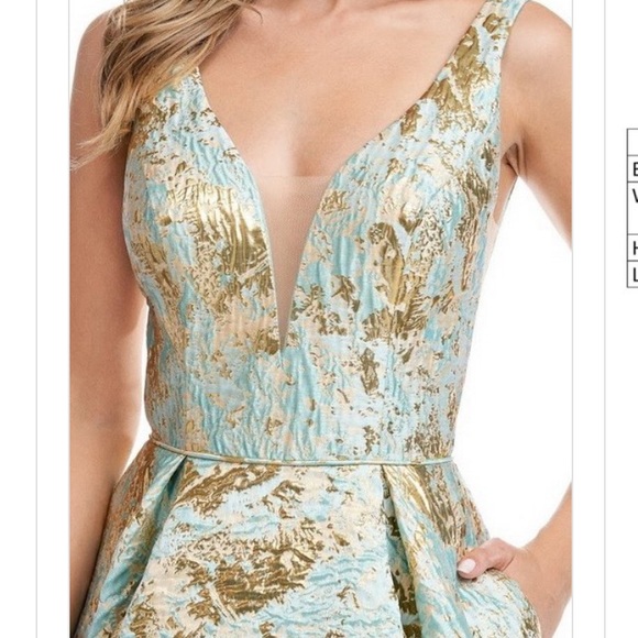 Formal Wedding Prom Gown Dress Size M - Picture 4 of 4